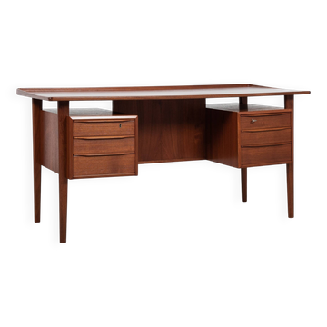 Midcentury Danish desk in teak by Peter Løvig Nielsen - 1968
