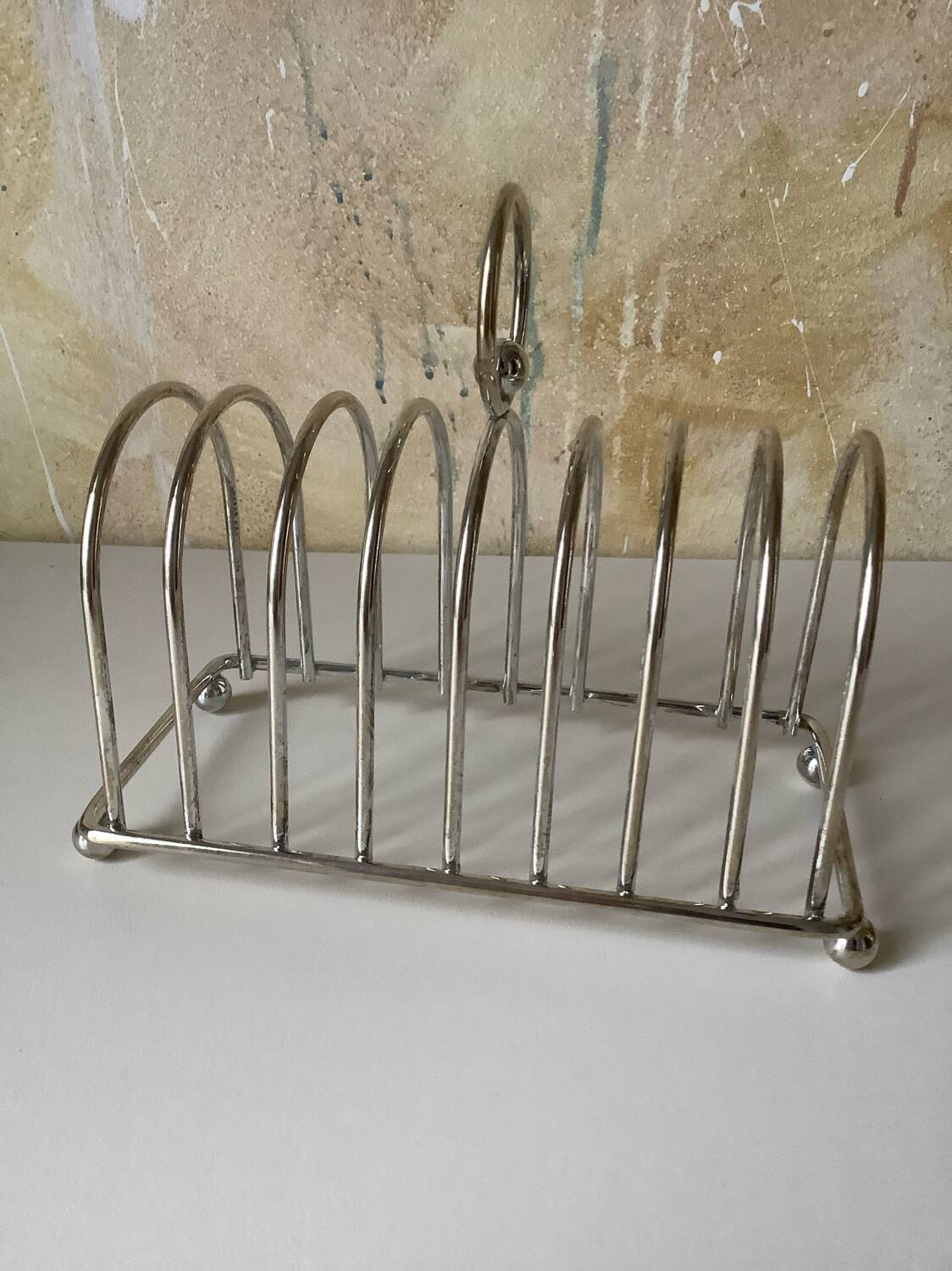 Porte toasts en métal argenté