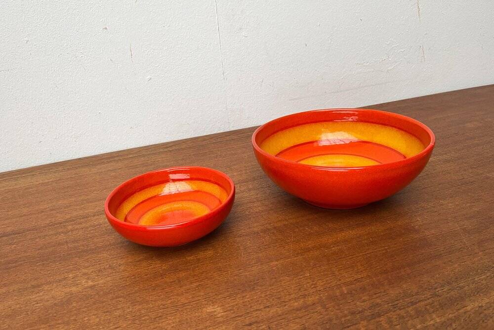 Set of 2 ceramic bowls by Baldelli, Italy.