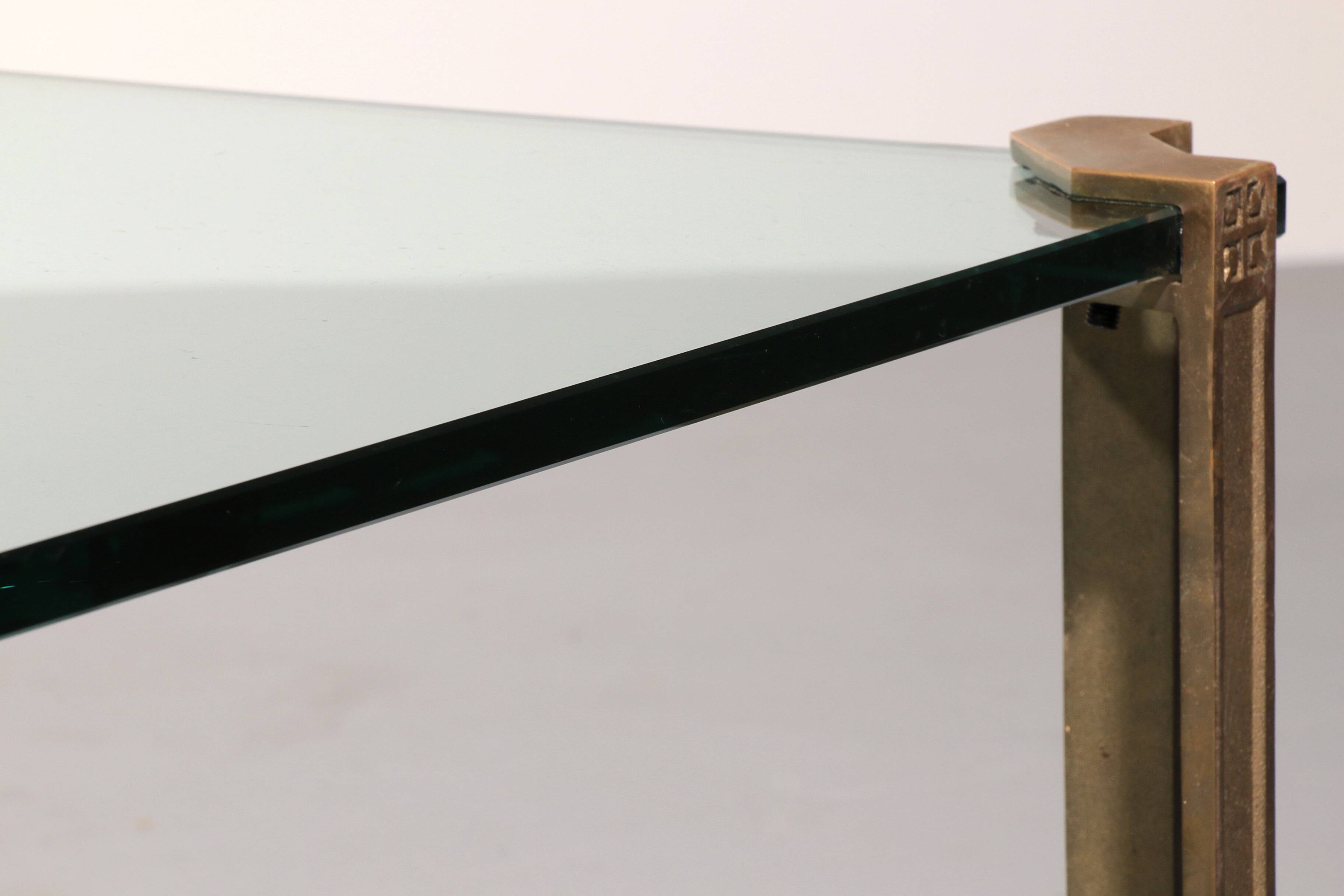 Elegant midcentury table by Peter Ghyczy model T24