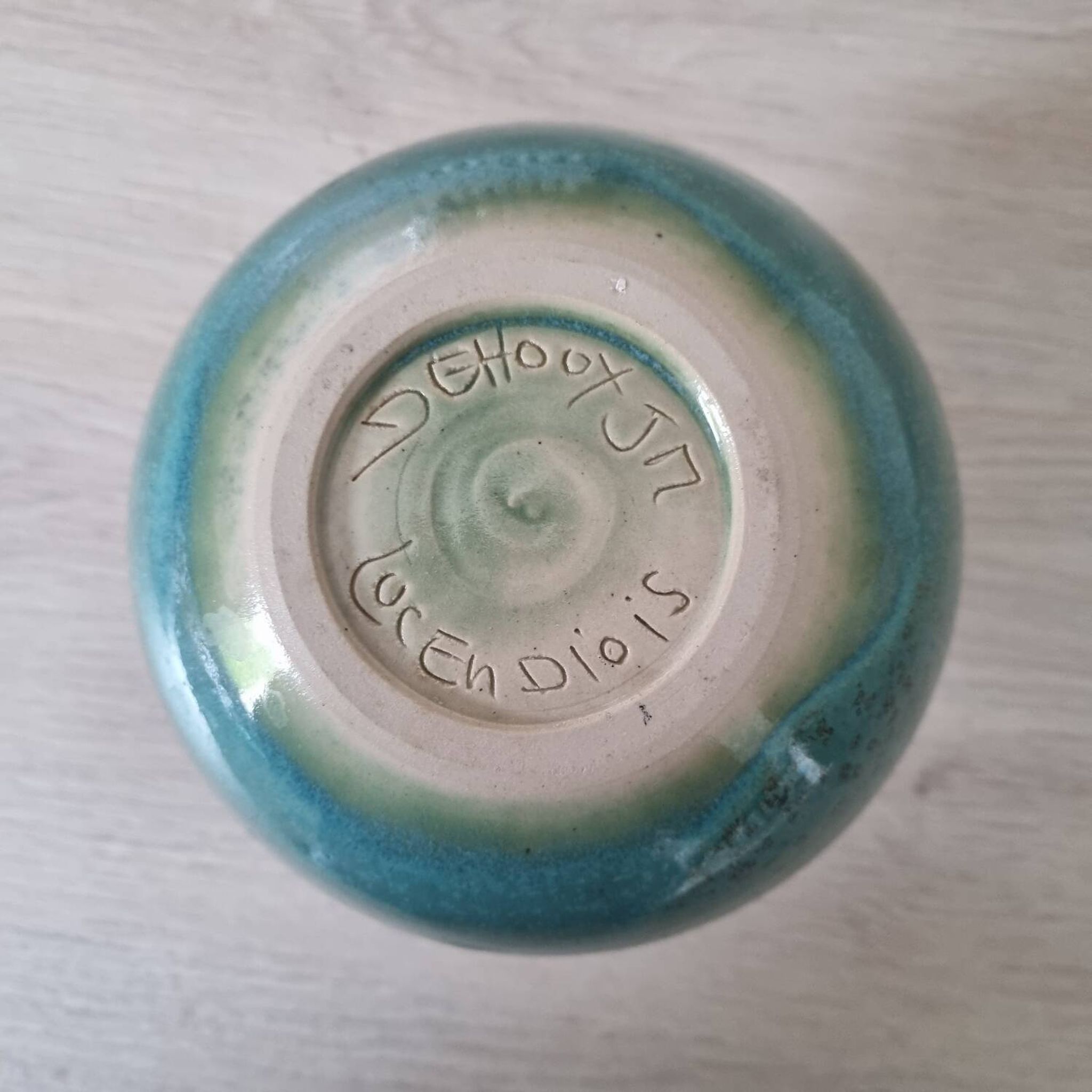 Flower vase
