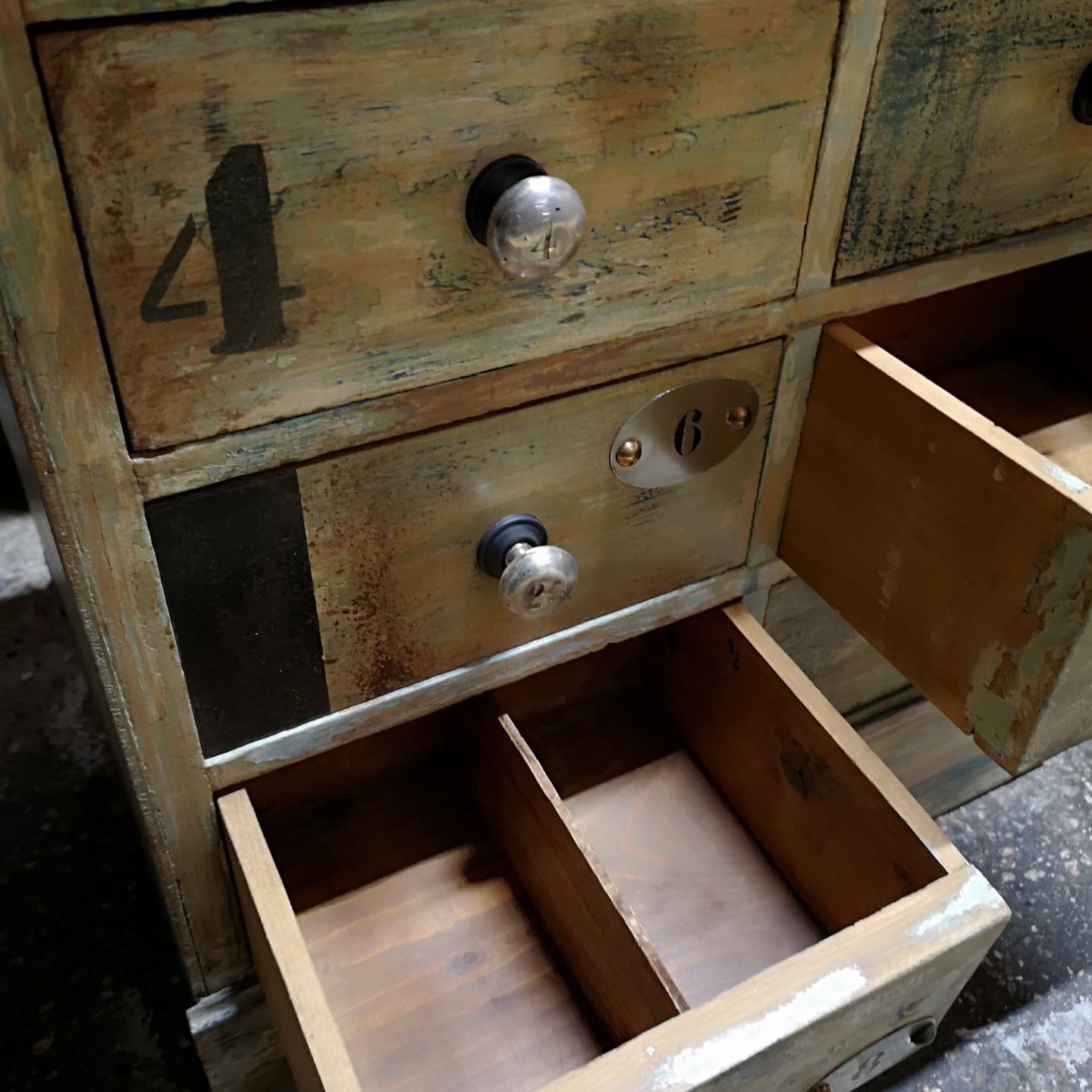 Trade furniture