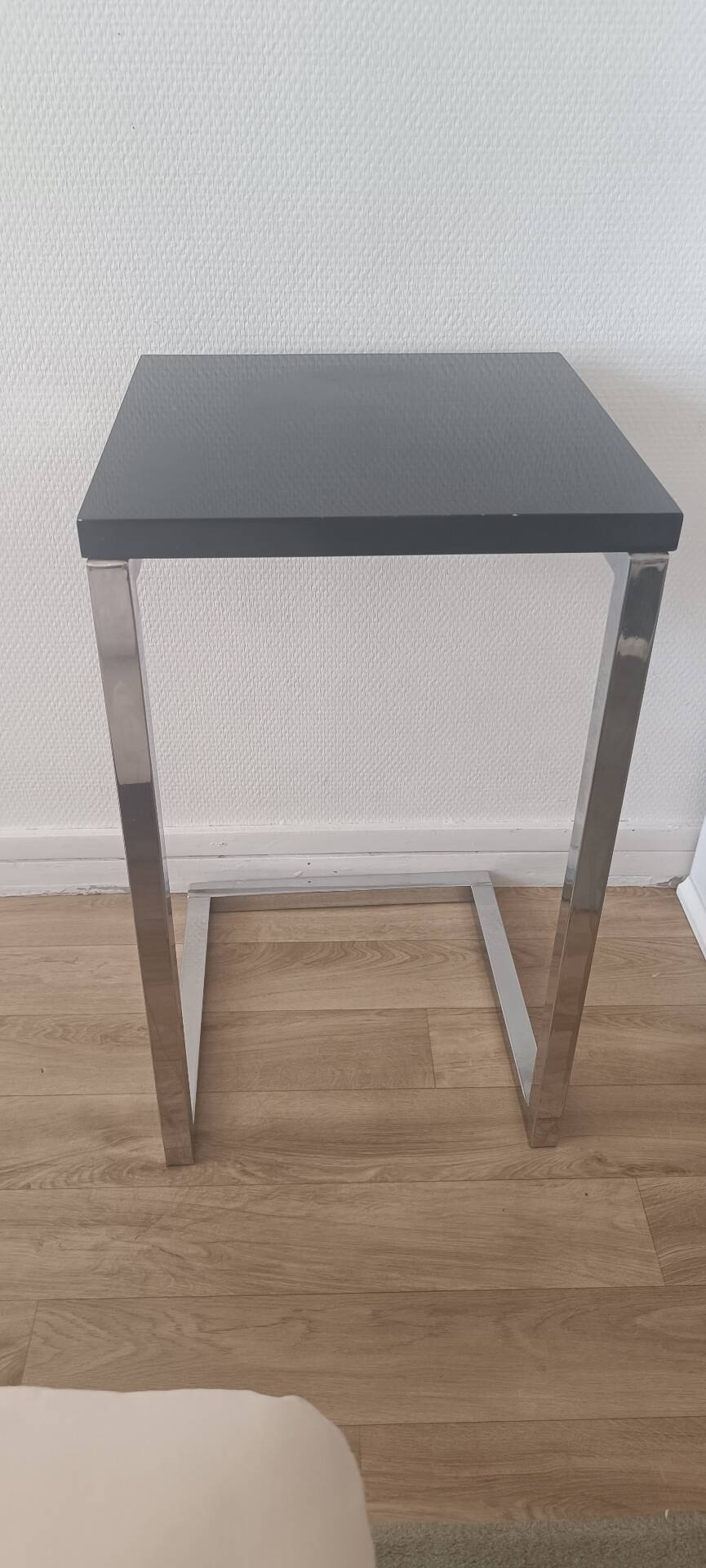 Contemporary C design side table — Heavy chrome steel and top