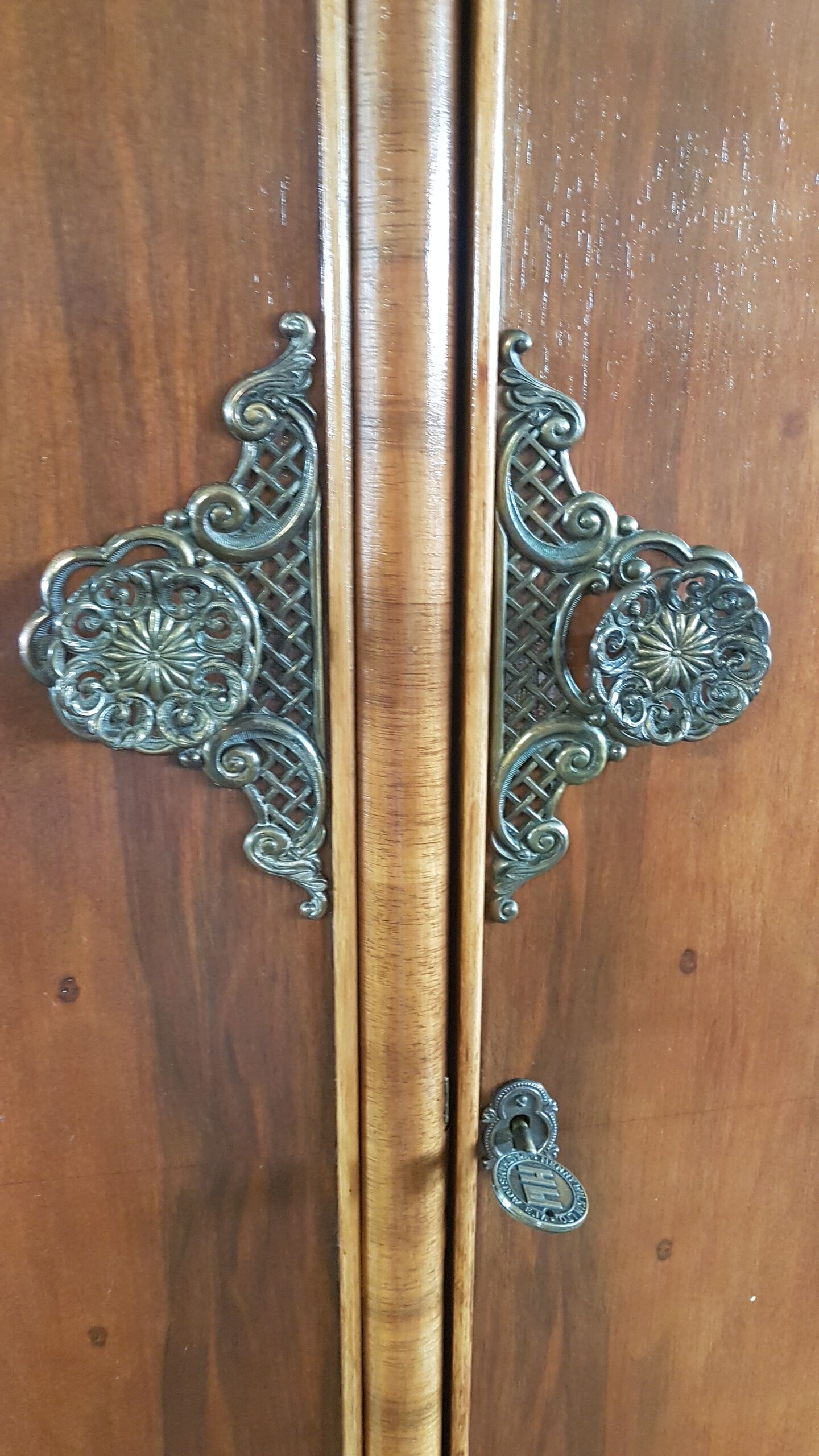 English wardrobe known as college years 40/50