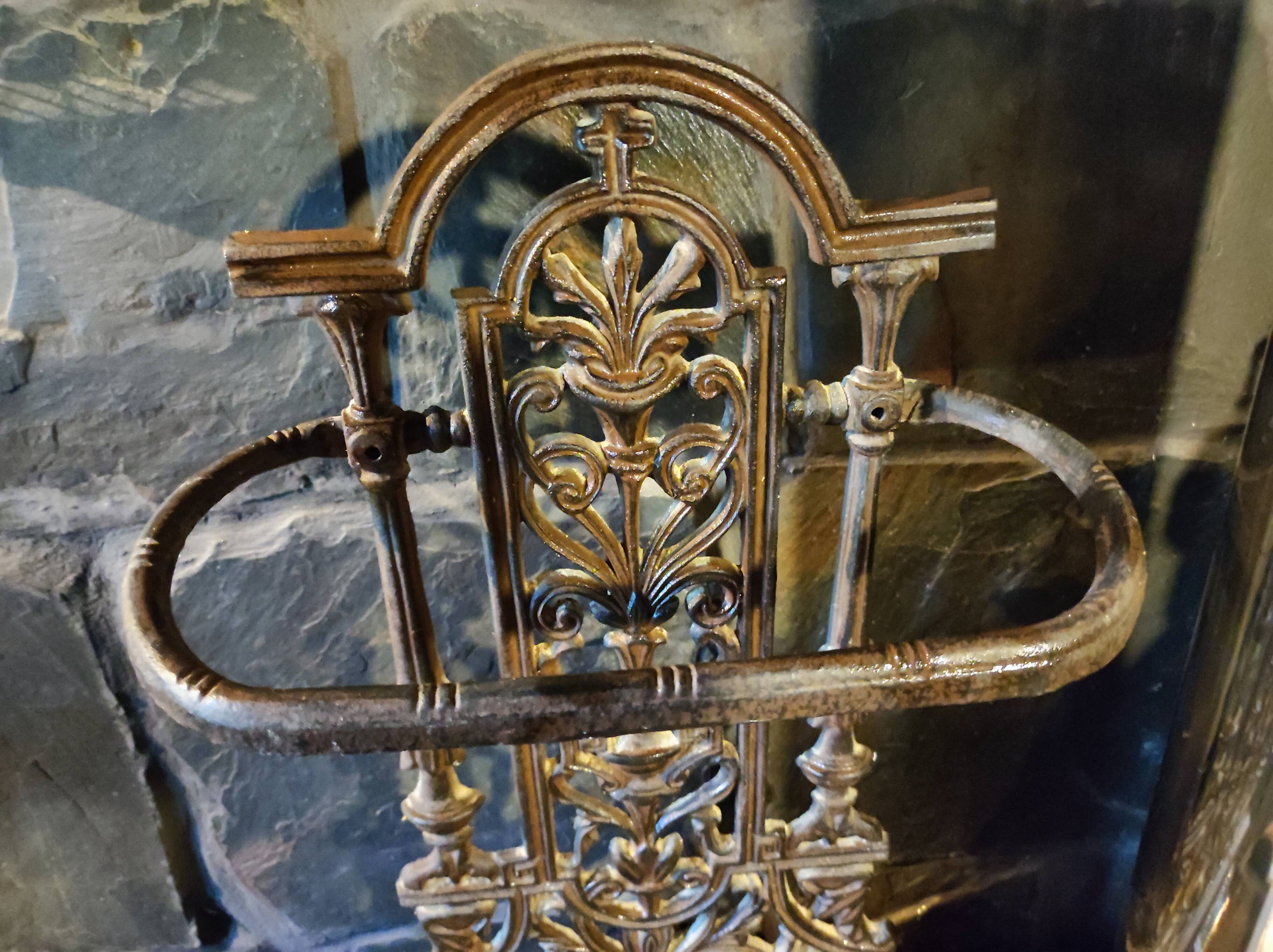 Cast iron umbrella stand