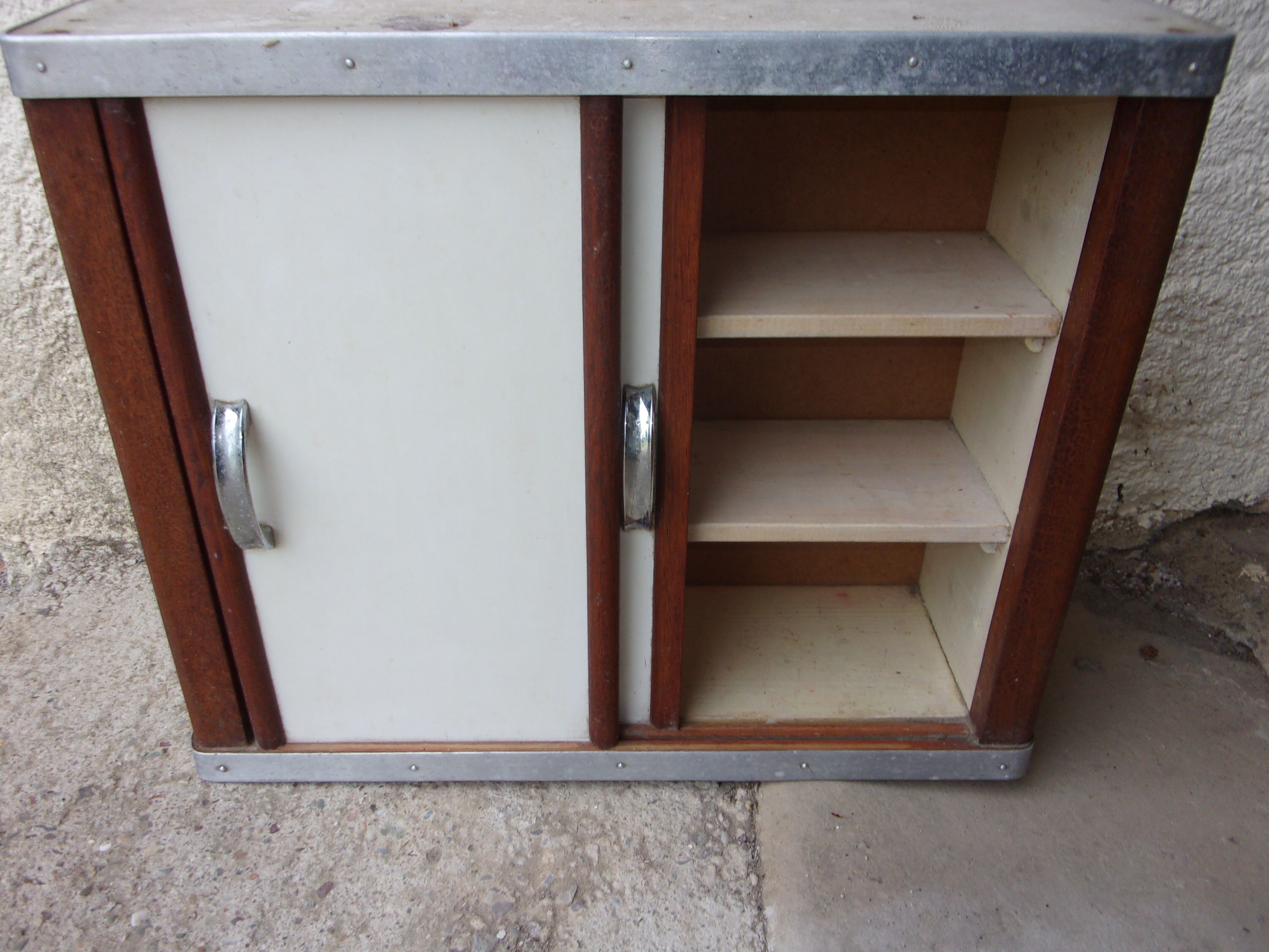 Wall shelf 1950/1960