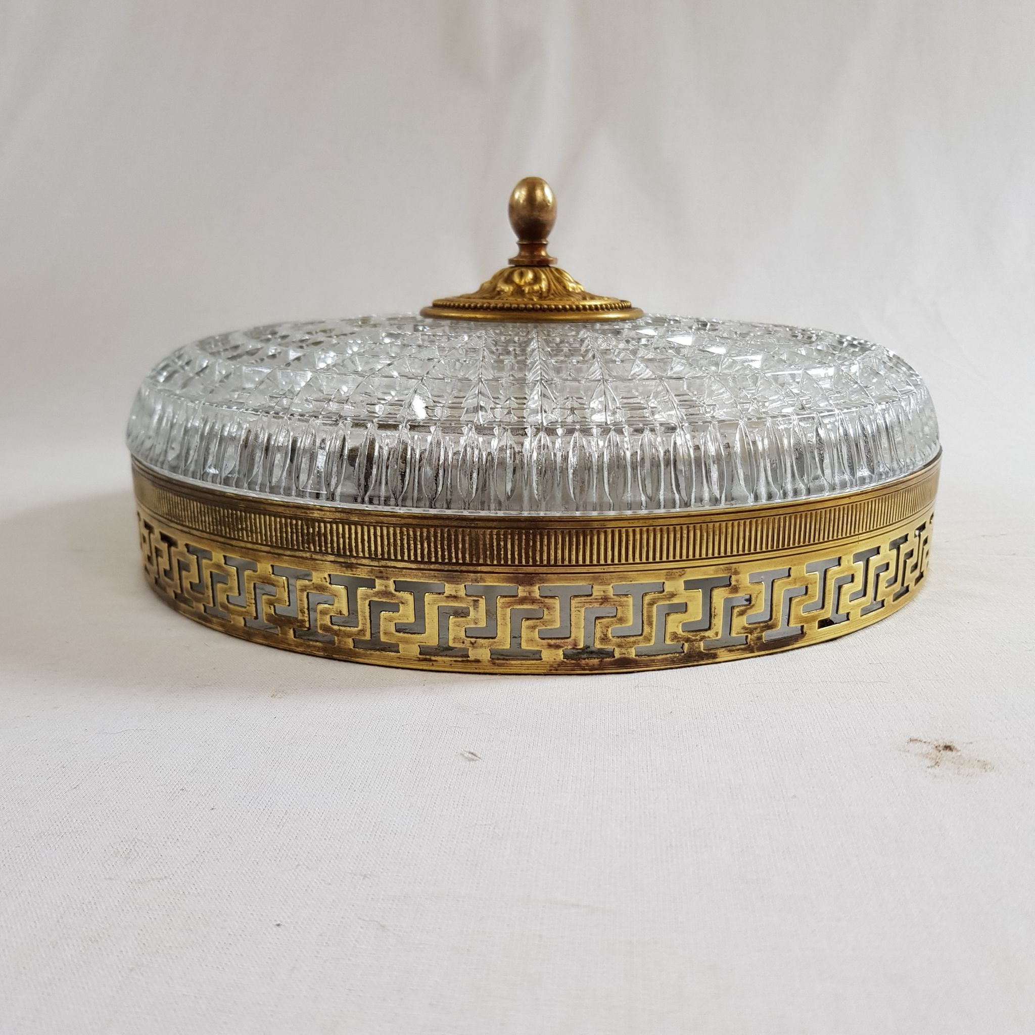 Plafonnier vieil or cristal Lucien Gau