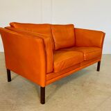 Canapé vintage rétro danois Mogens Hansen pour 2 personnes en cuir cognac
