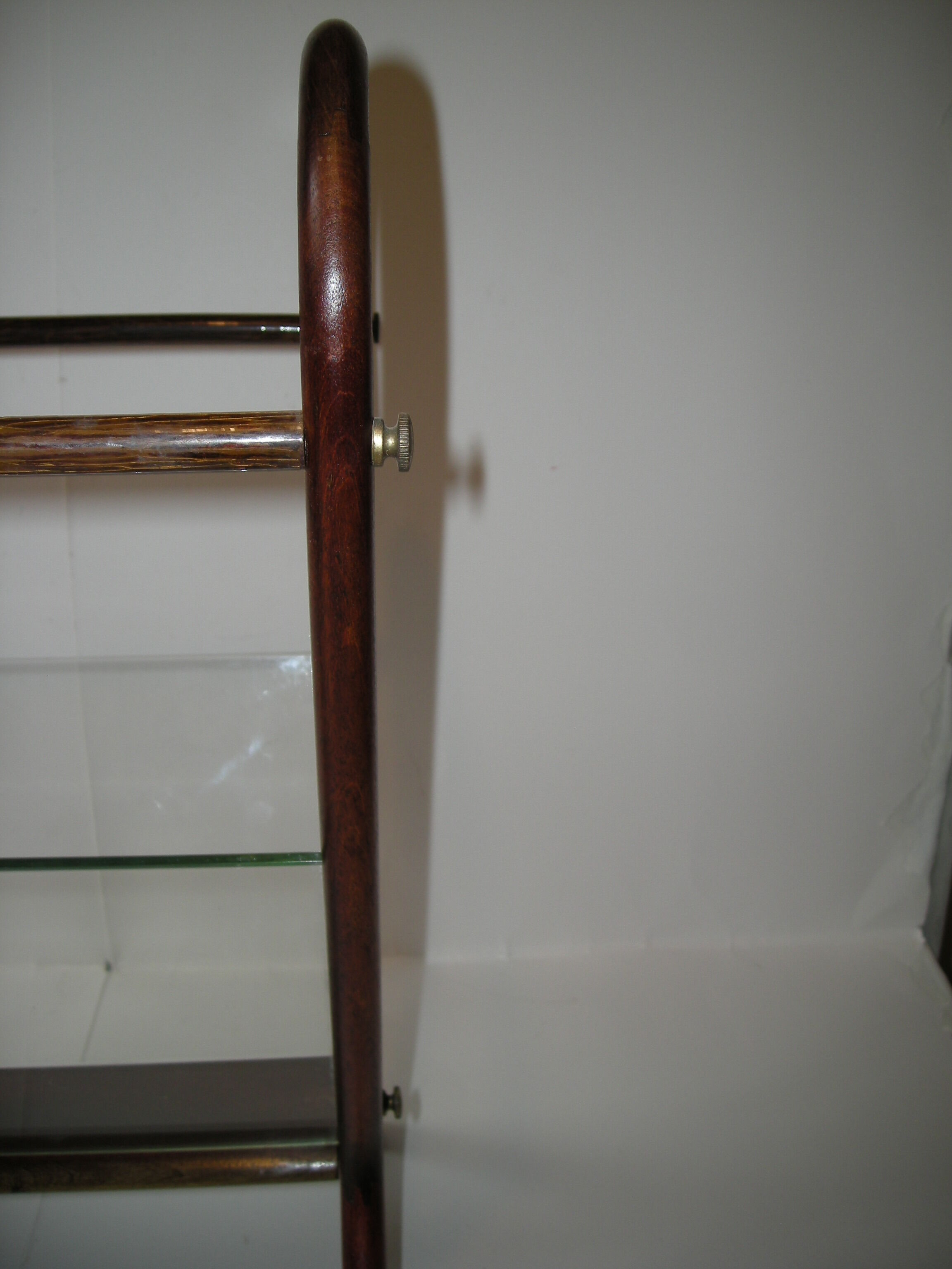 Side table; magazine holder Ico Parisi and Luisa - De Baggis from the 50s