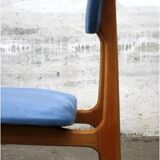 The pastel 1960s vintage Chair