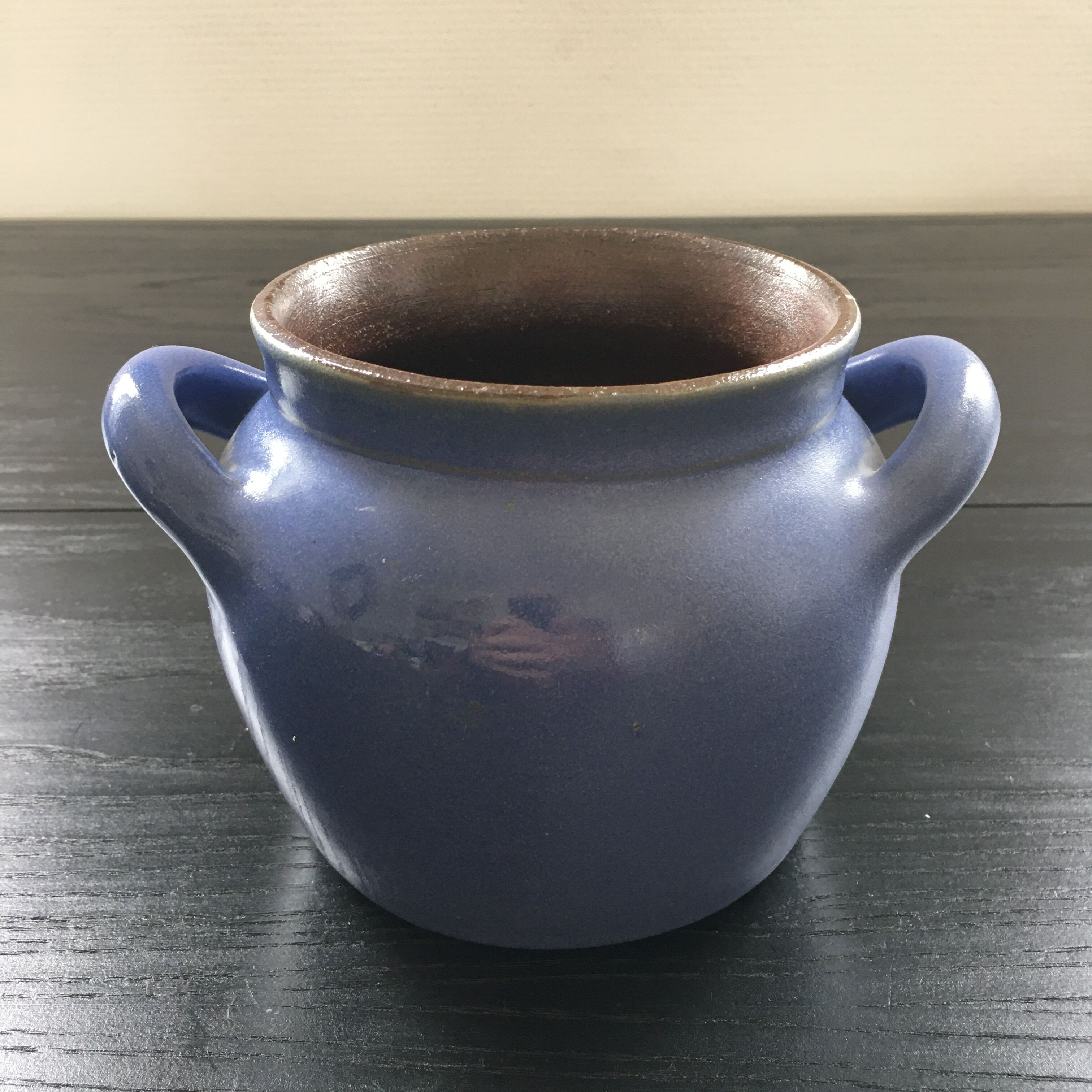 Blue sandstone pot