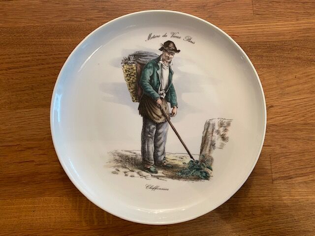 5 Dessert plates "The trades of Old Paris"