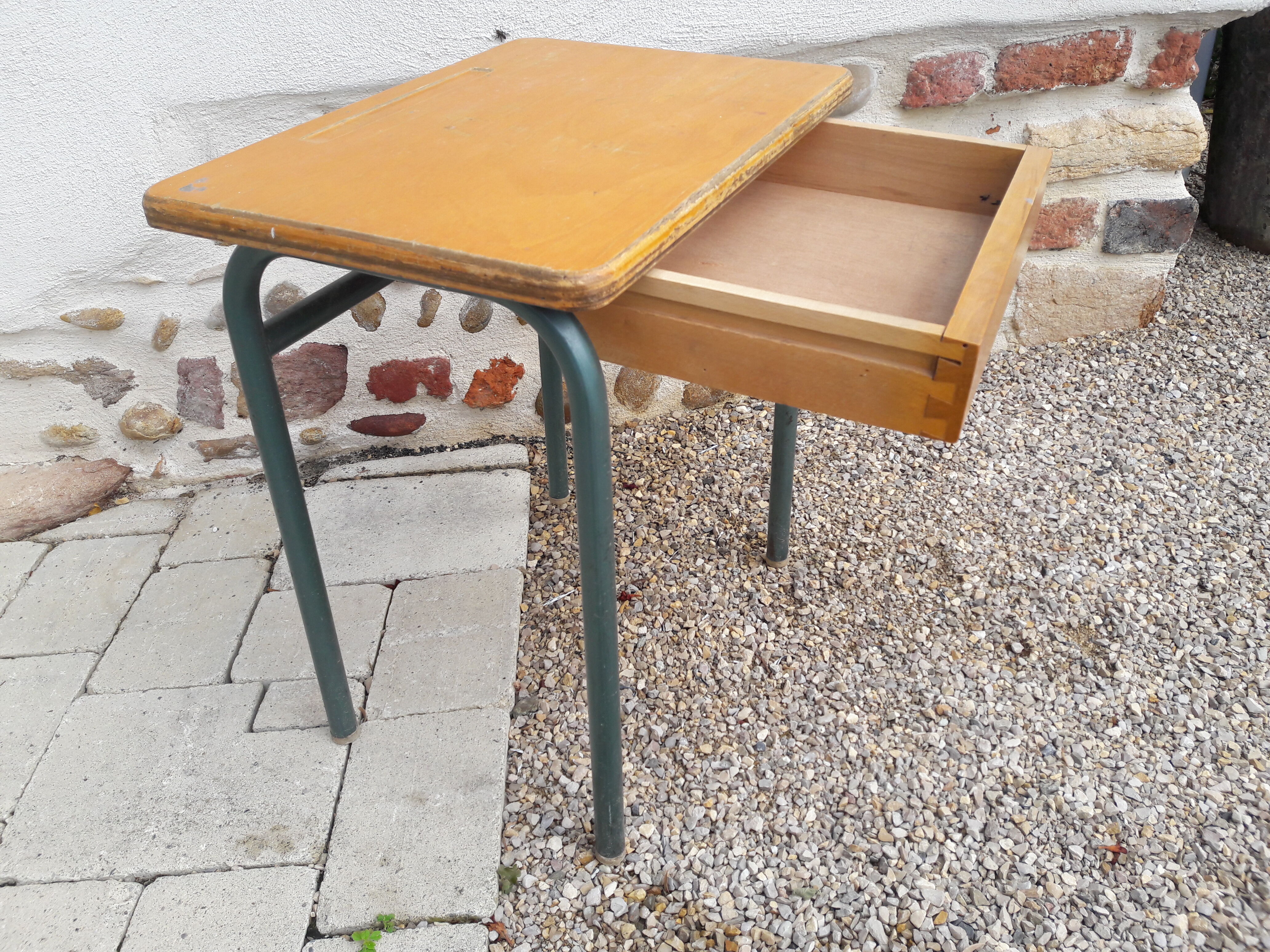 School desk with a chair