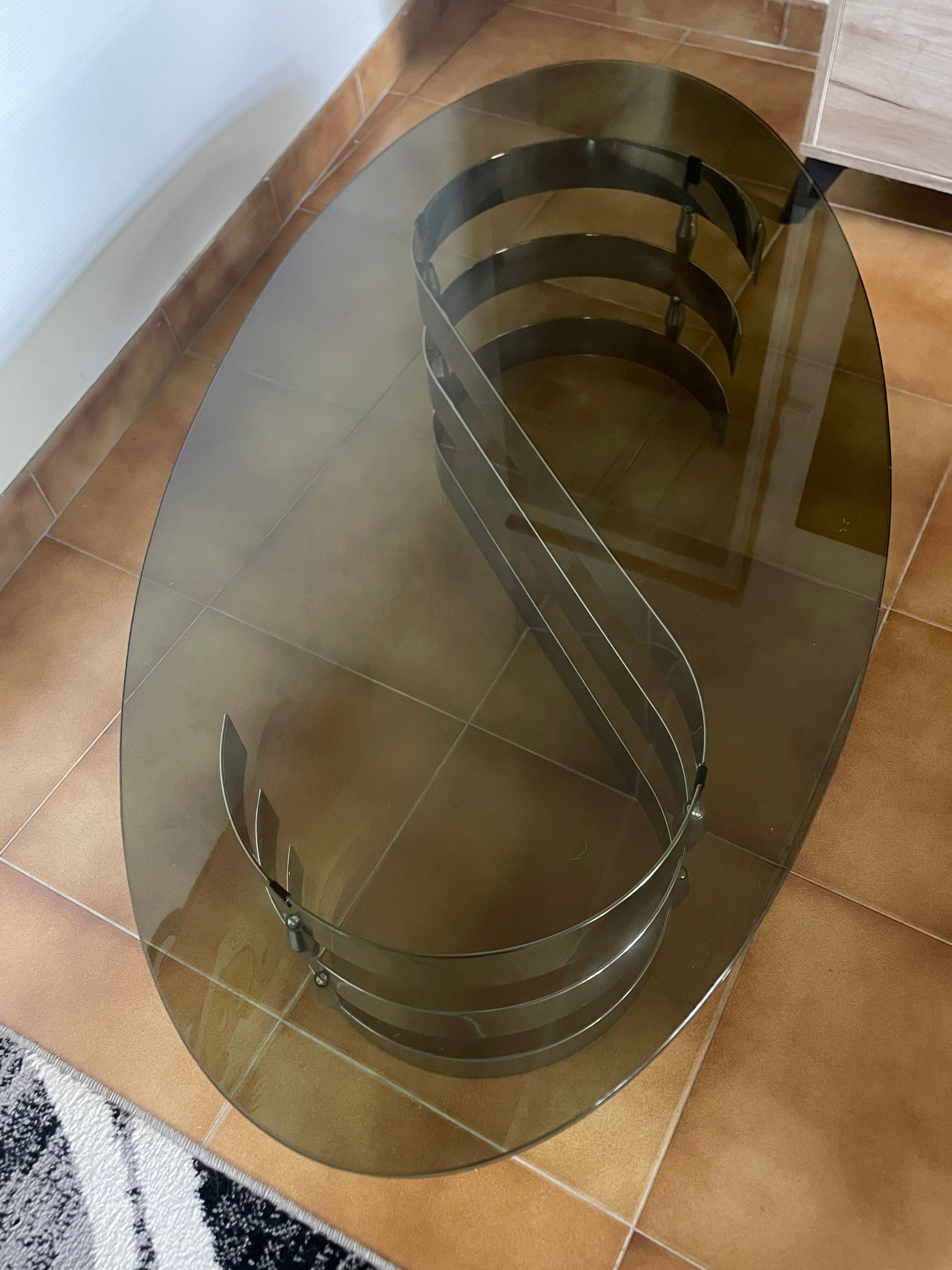Oval coffee table in chrome metal and smoked glass, S-shape.