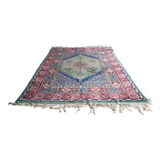Carpet of Persian cross heris