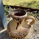 Vase marron beige