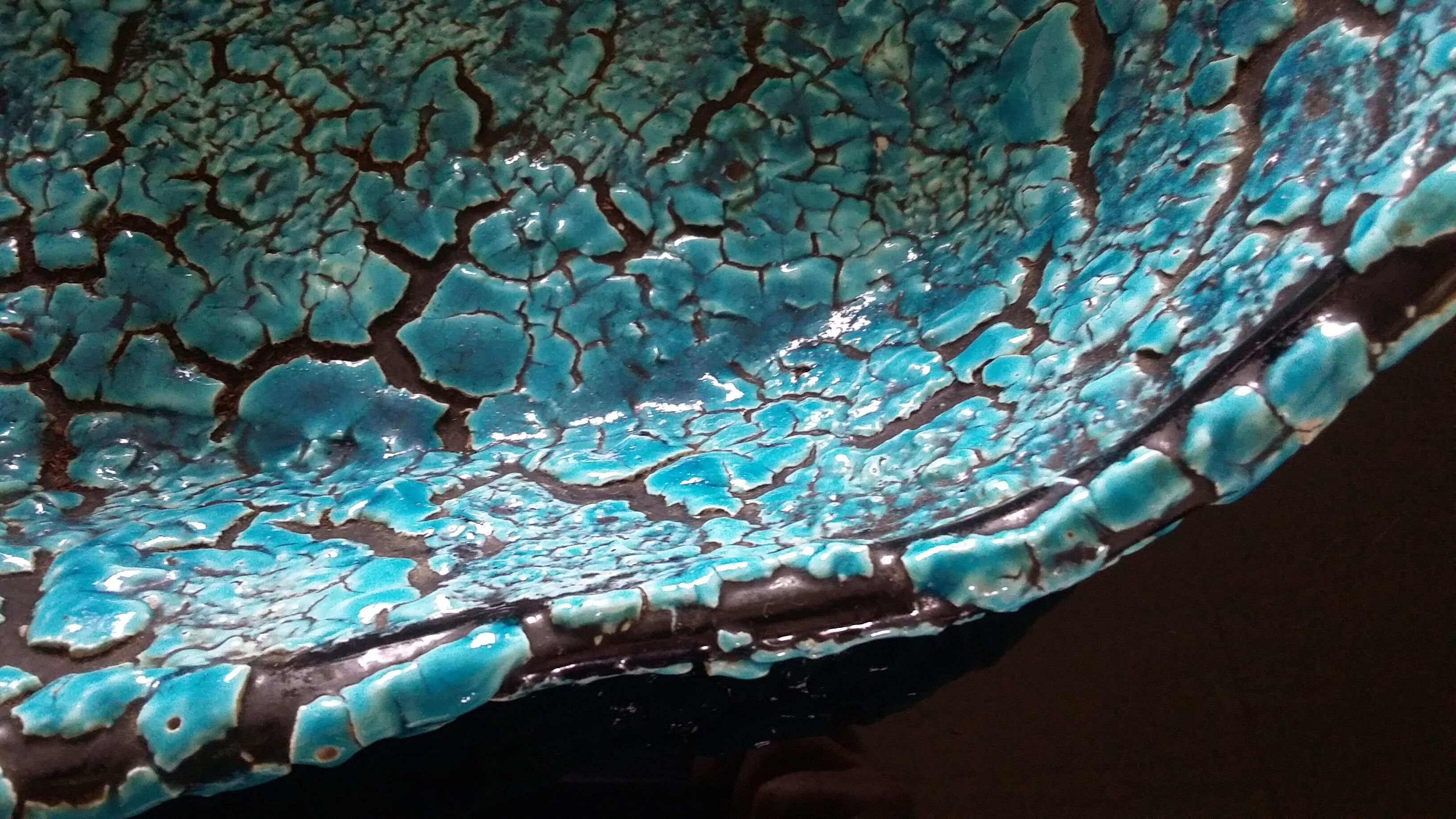 Cut turquoise faience