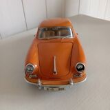 Voiture miniature