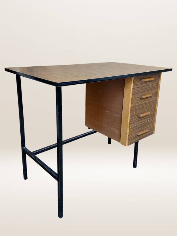 Bureau en métal, bois et formica