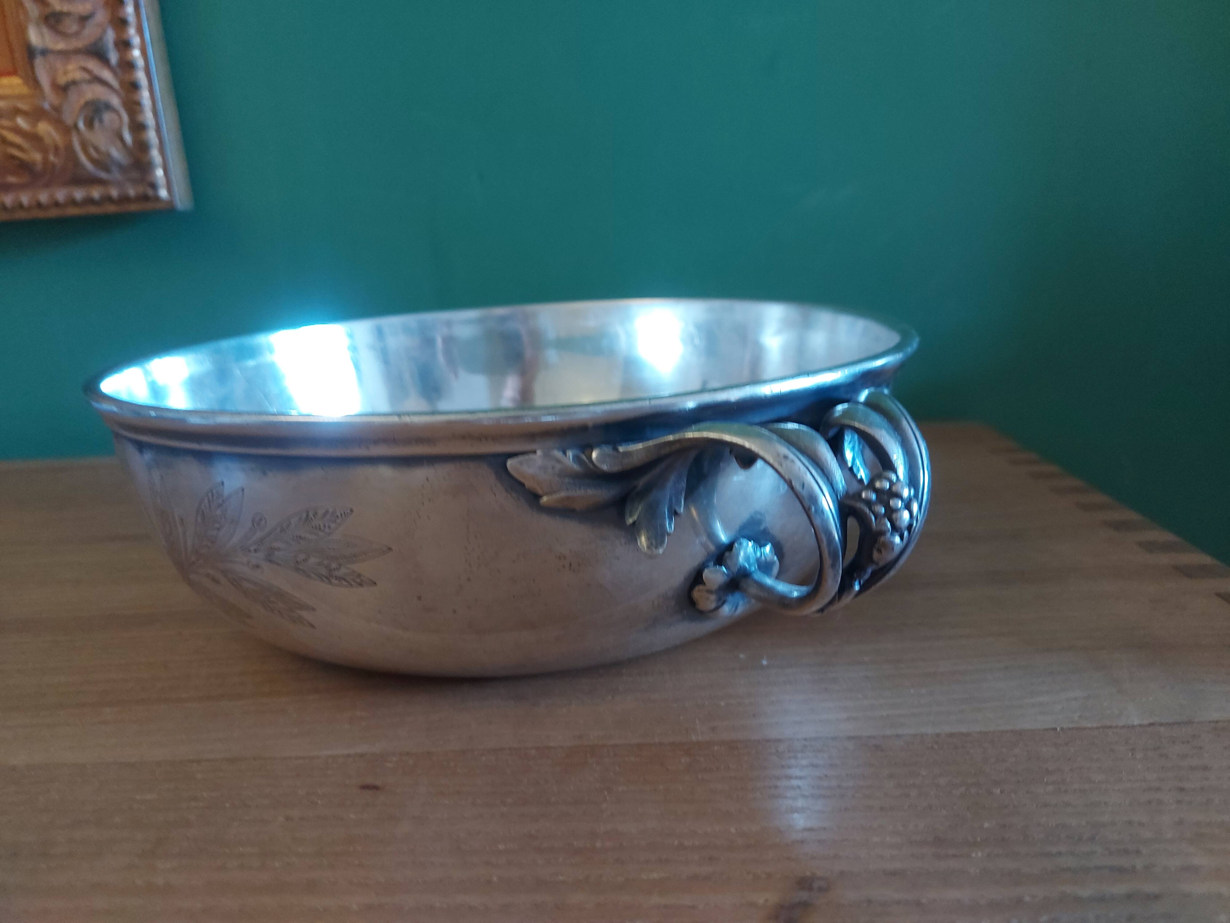 Christofle silver metal dish for maritime couriers