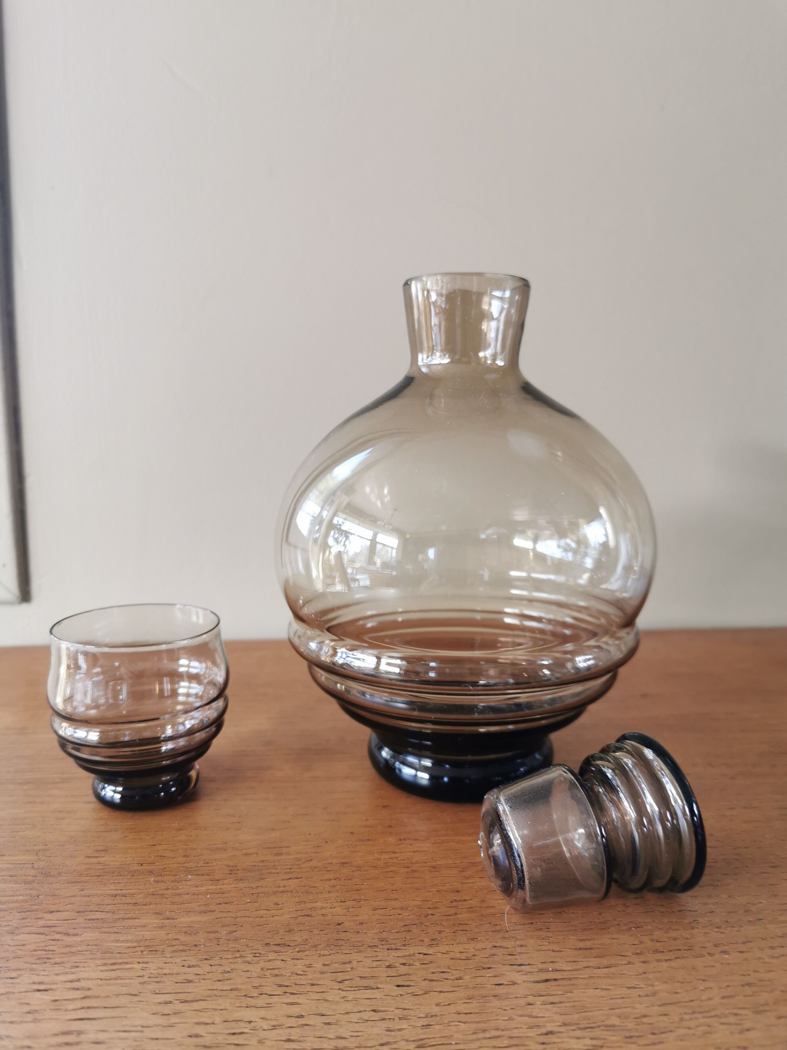 Carafe set and art deco glasses
