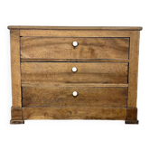 Walnut chest of drawers