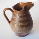 Old pitcher