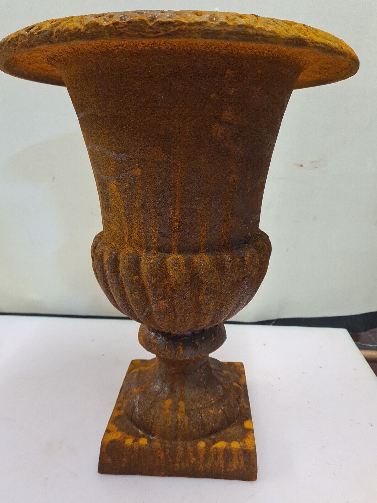 Medici cast iron vase