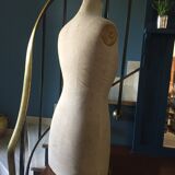 Former bust of vintage couture model Girard of the 50s