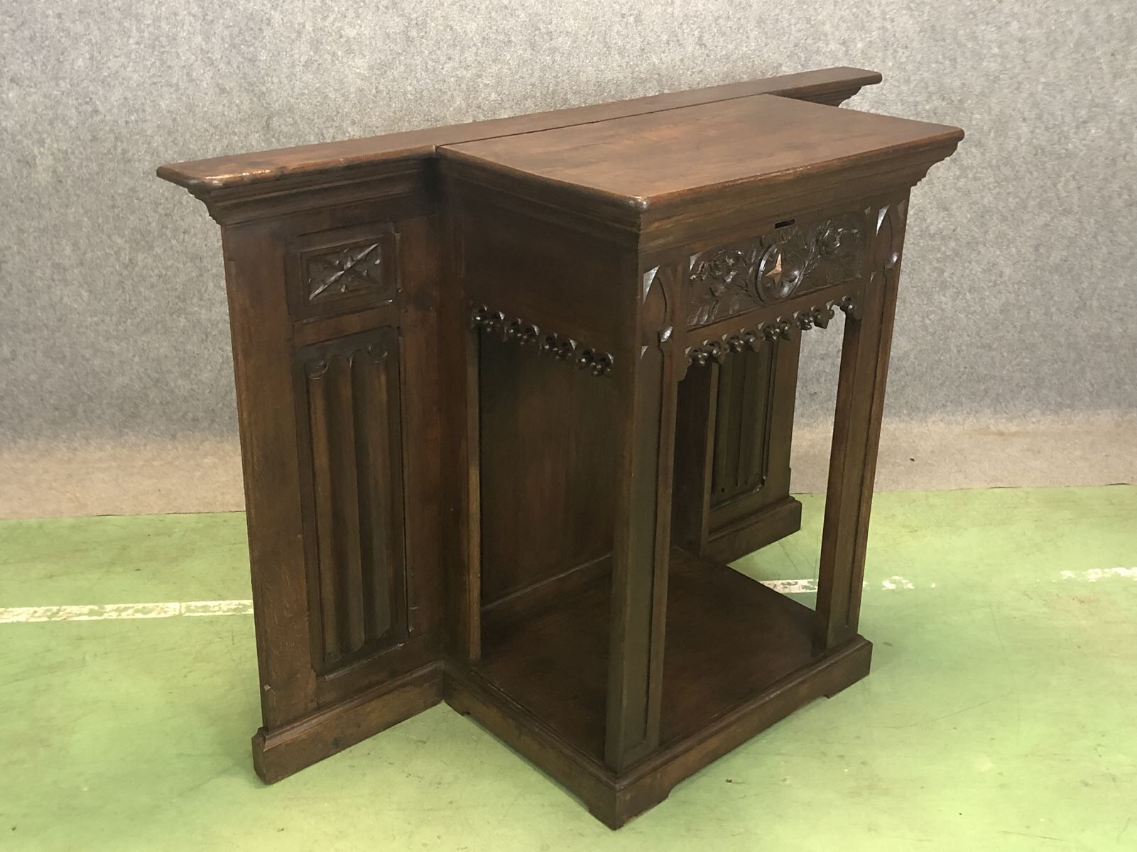 Oak church trunk made in 1930