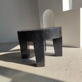 Quadripod coffee table in black monoxyl solid wood