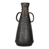 Anthropomorphic vase