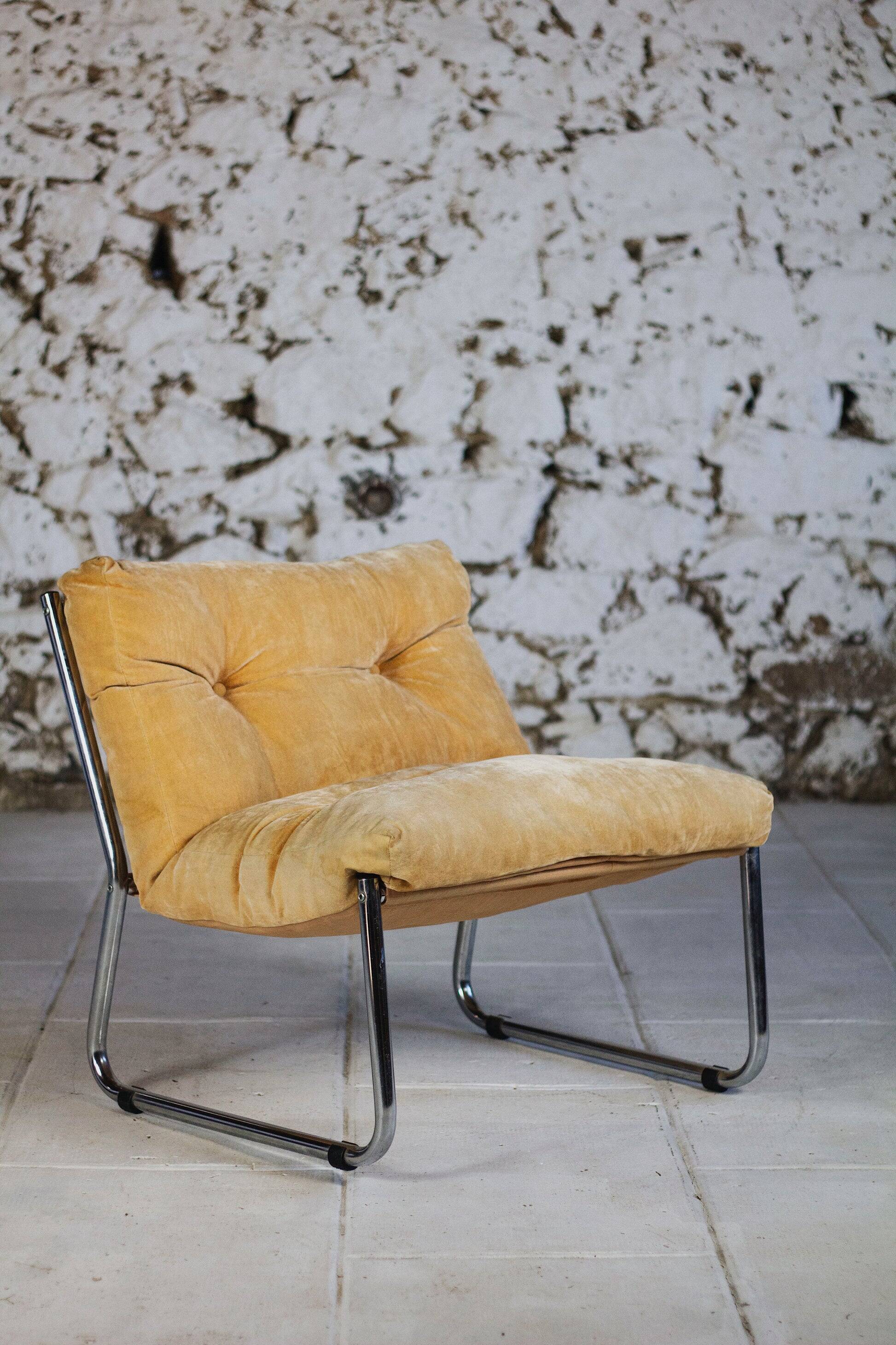 Vintage "Pixi" style armchair in velvet and chrome, 1970