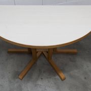 Rare set de 6 tables Baumann 1990, 80x120 et demi lune 120cm