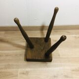 Farm tripod stool