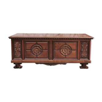 Carved walnut chest of drawers, 1970s