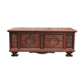 Carved walnut chest of drawers, 1970s