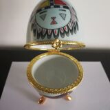 Sky blue porcelain egg box animals