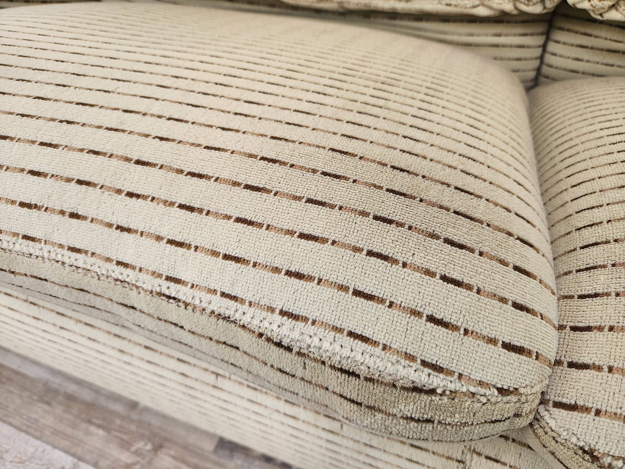 Three-seater Maralunga sofa by Vico Magistretti from the 1970s.