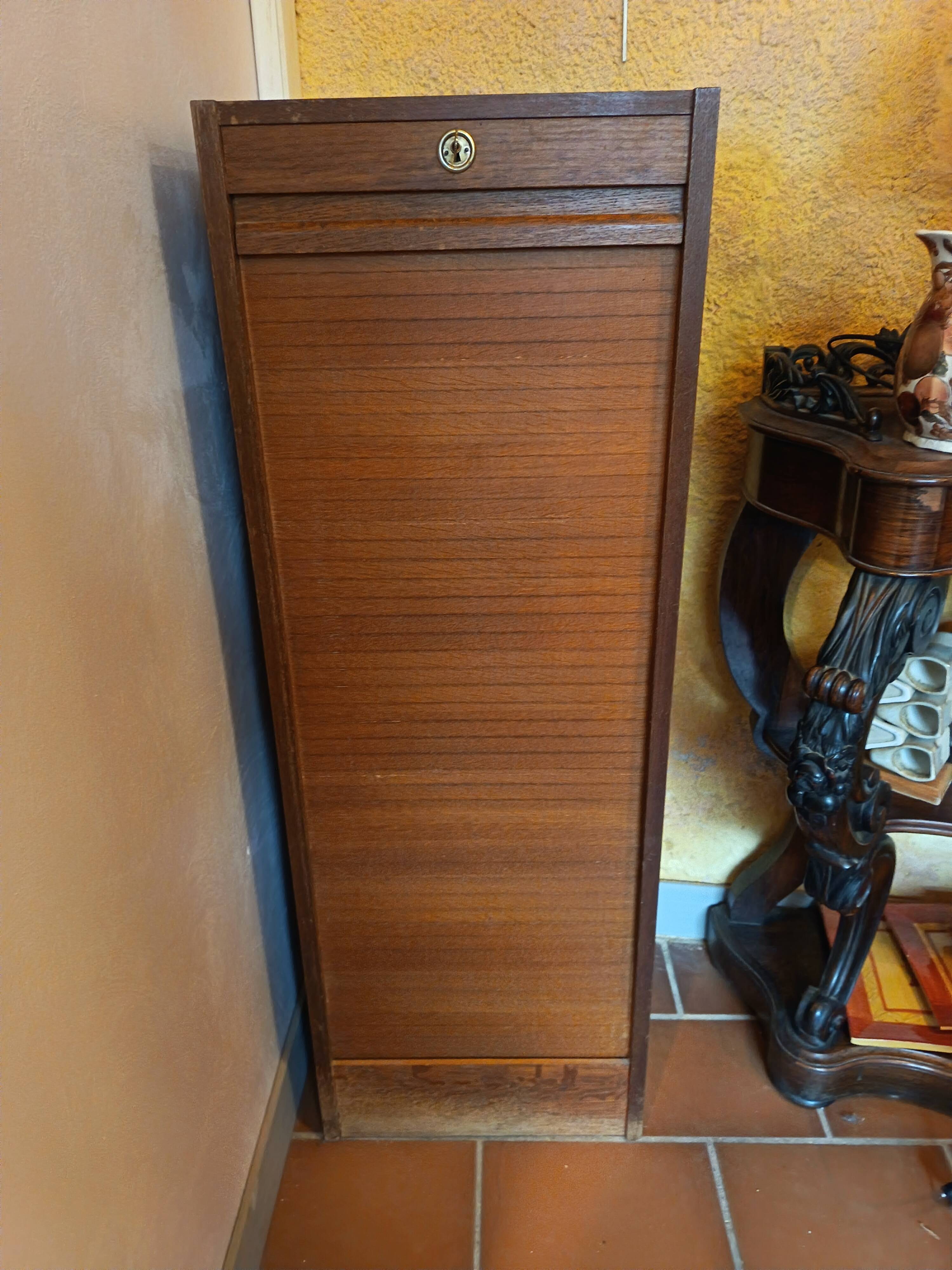 Wooden curtain cabinet