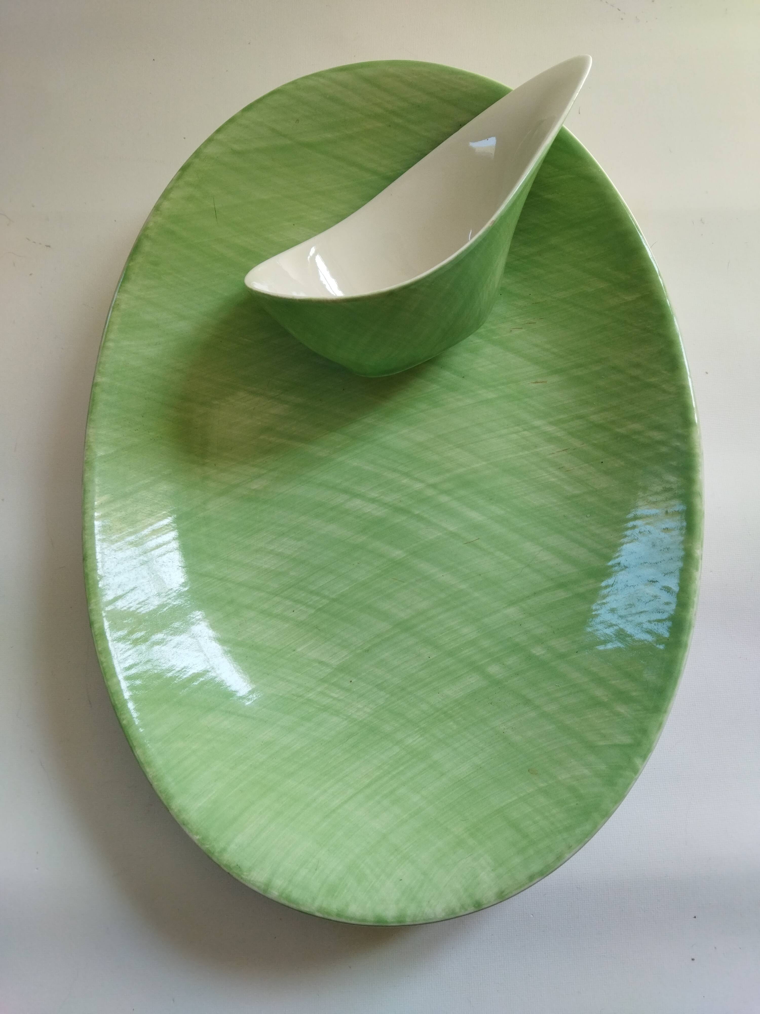 Dish and sauceboat Mistral Salins France