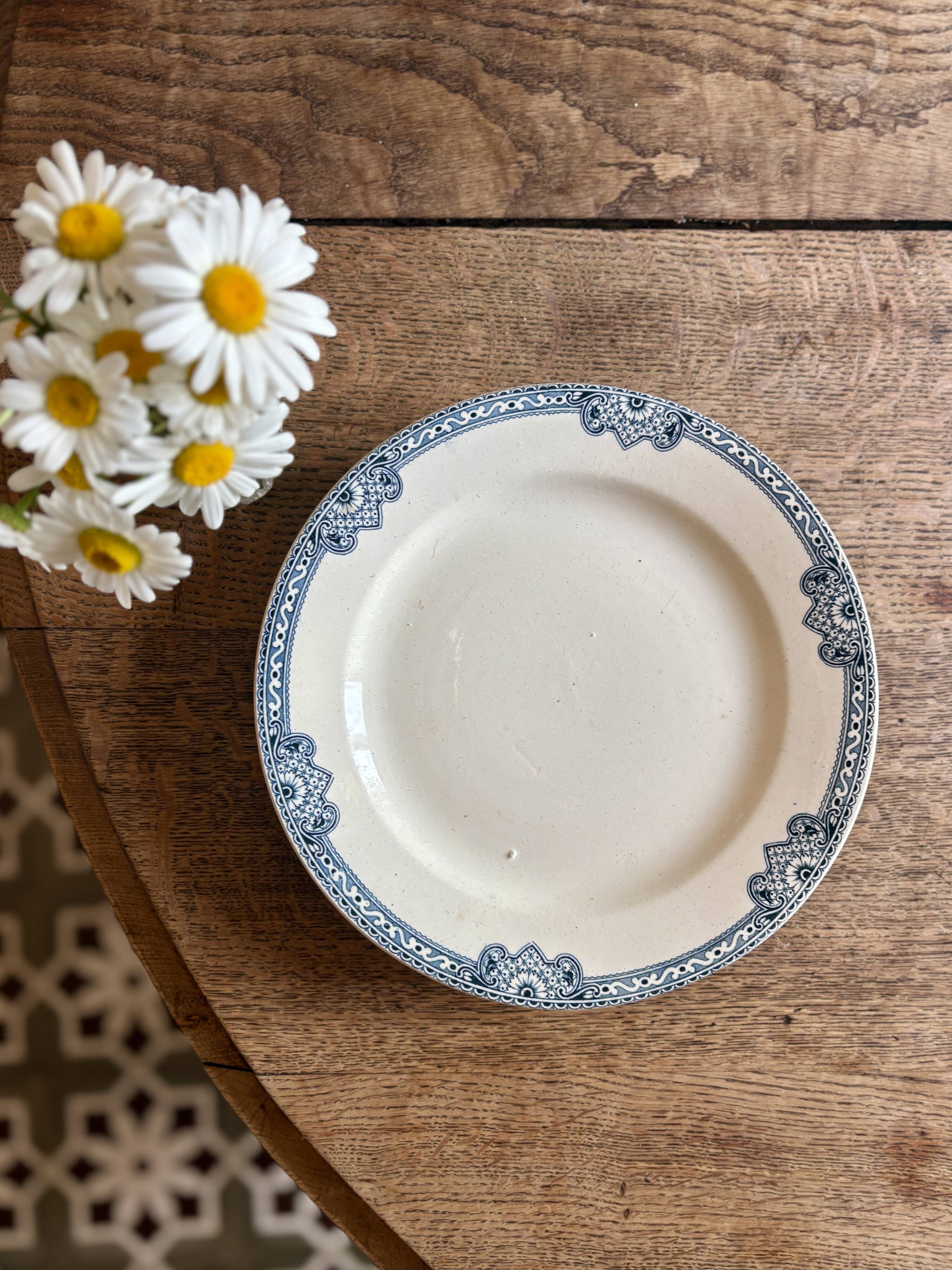 Compote dish - footed plate in ironstone model Jumièges from Salins