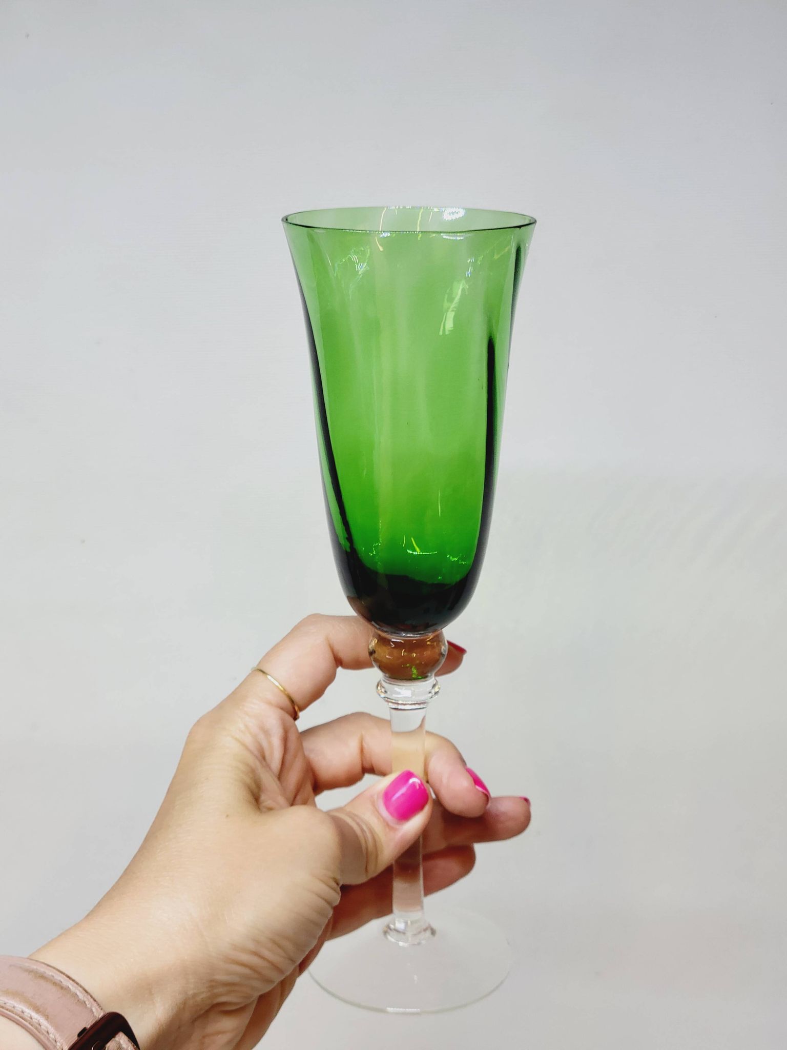 6 Champagne Flutes in Twisted Blown Glass 2 Colors Green and Amber
