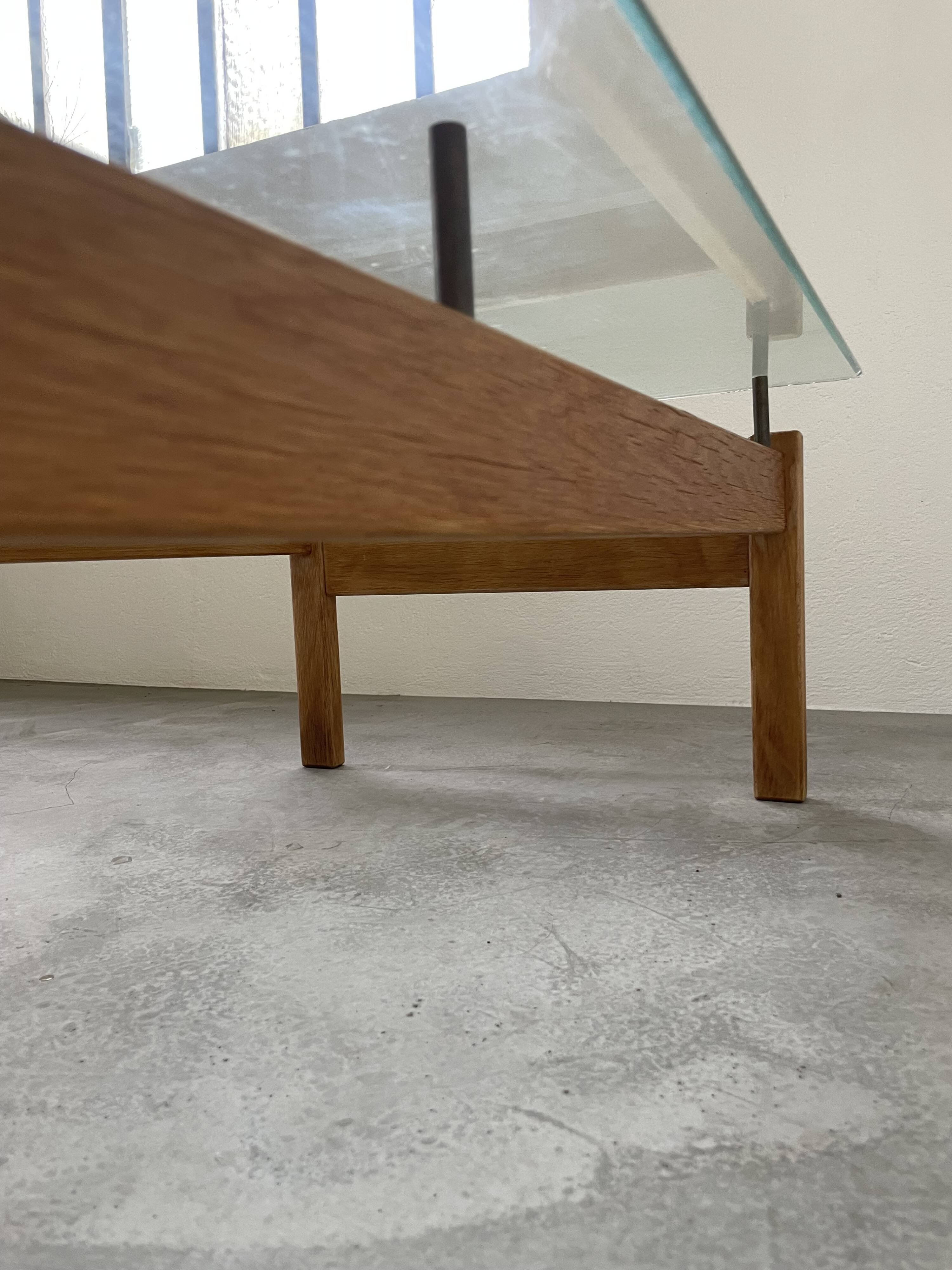 Table scandinave teck blond et verre 60