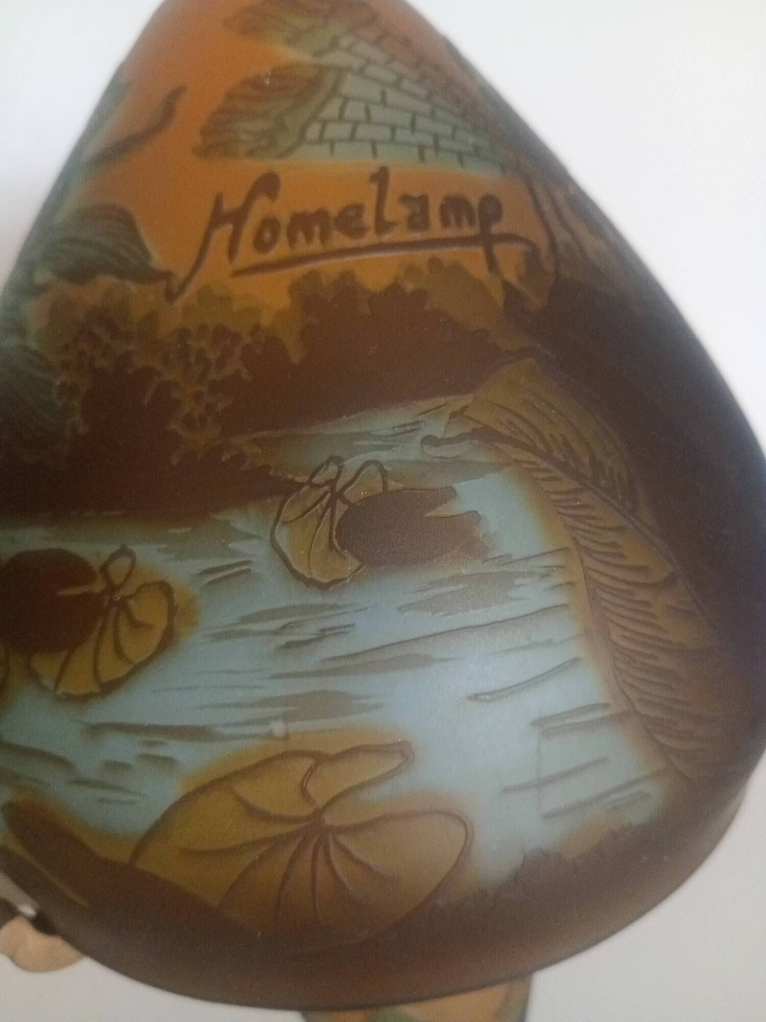 Homelamp "champignon" Polychrome glass, lake-themed decoration, dragonfly