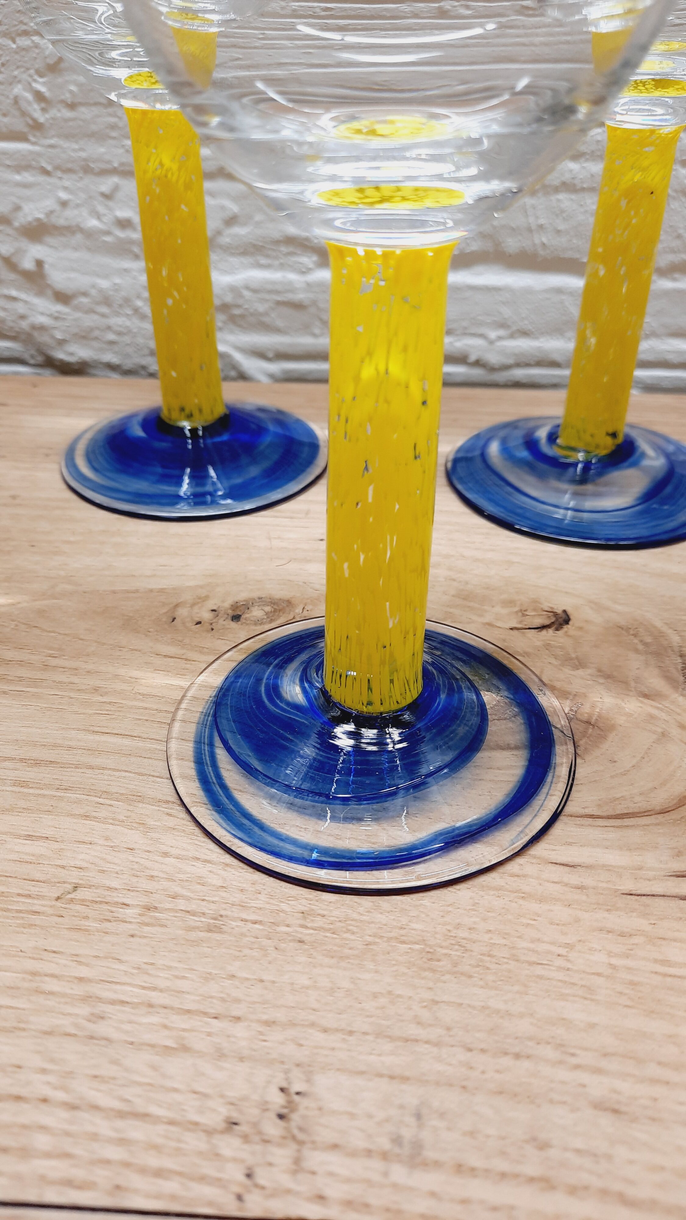 Set 5 water glasses 80s