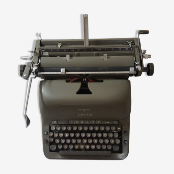 Writer-writing machine Adler Universal, 60s, made in Germany