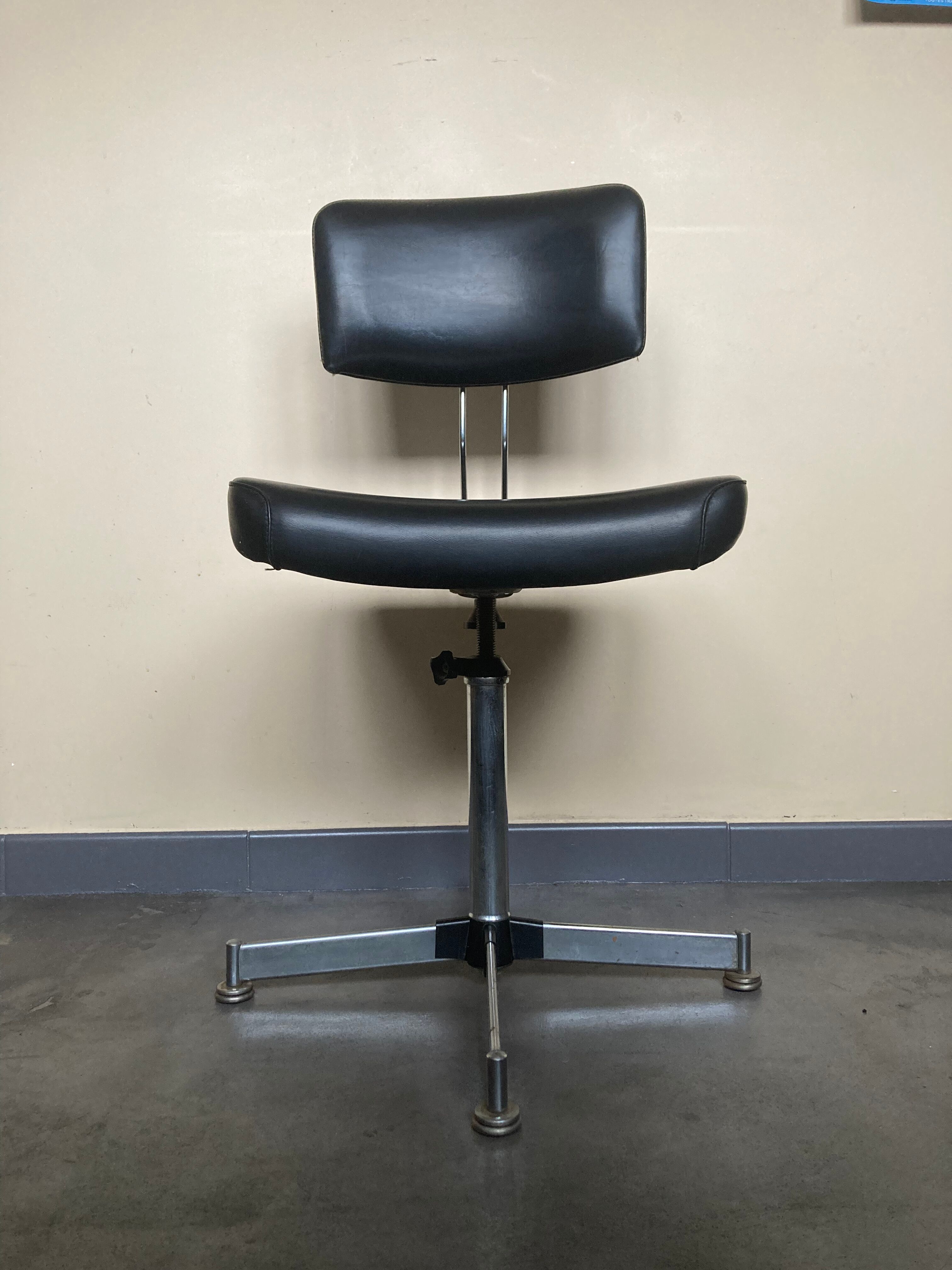 Chair oem strafor
