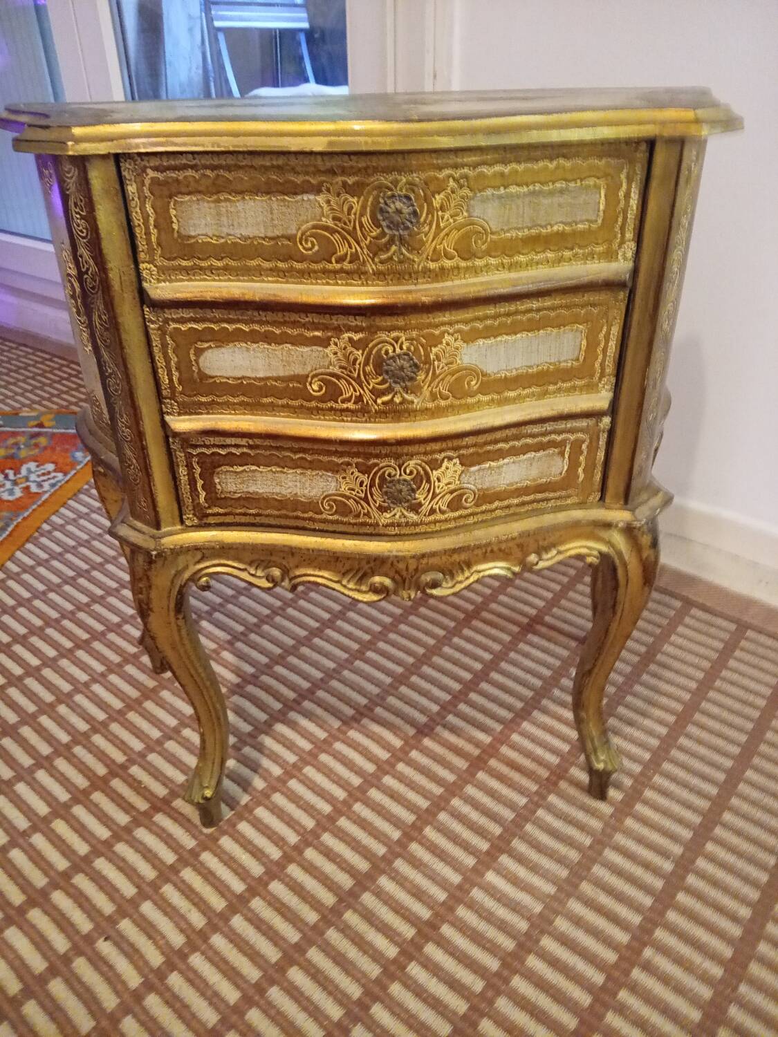 Table chevet 3 tiroirs 1950 -1970 italien bois doré