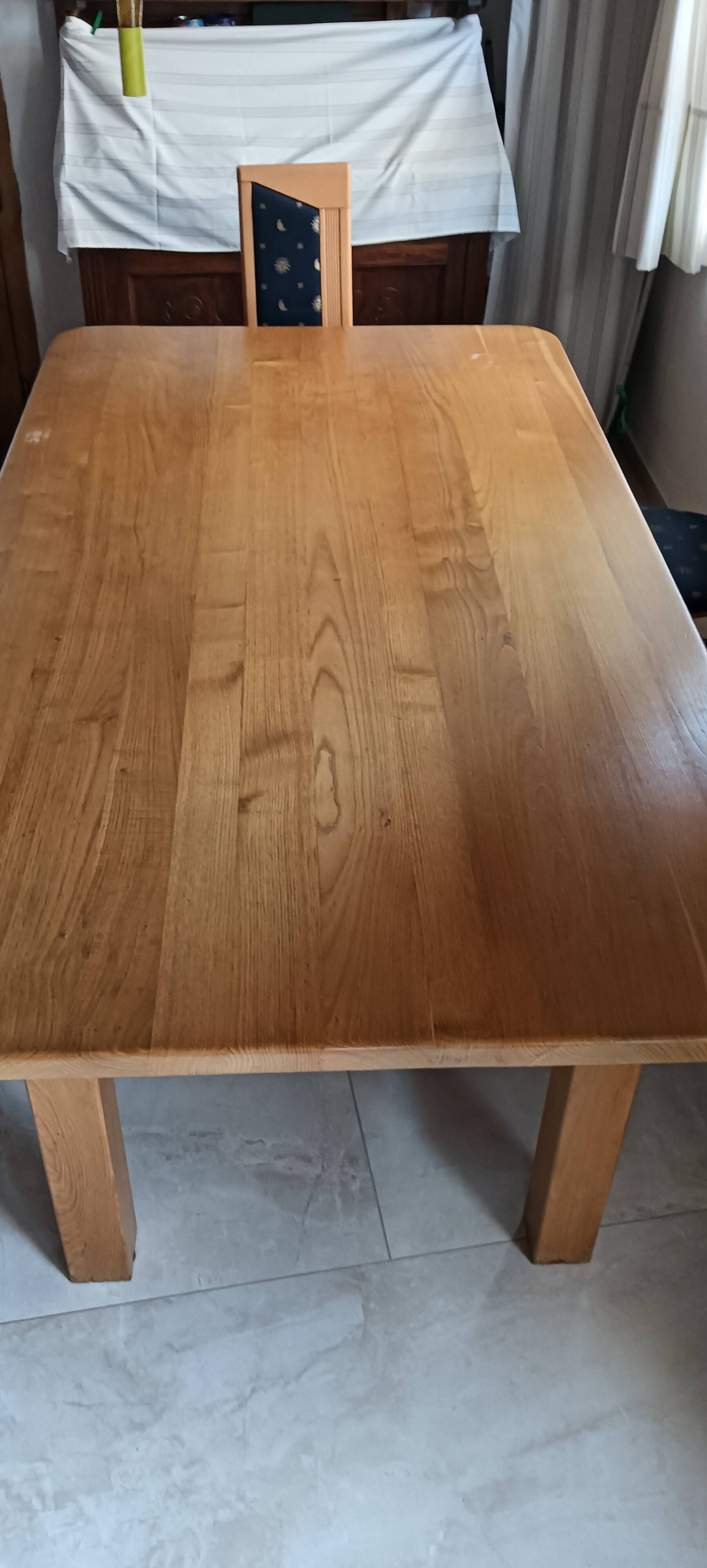 Table à manger exceptionnelle en chêne massif 220x120x78 cm